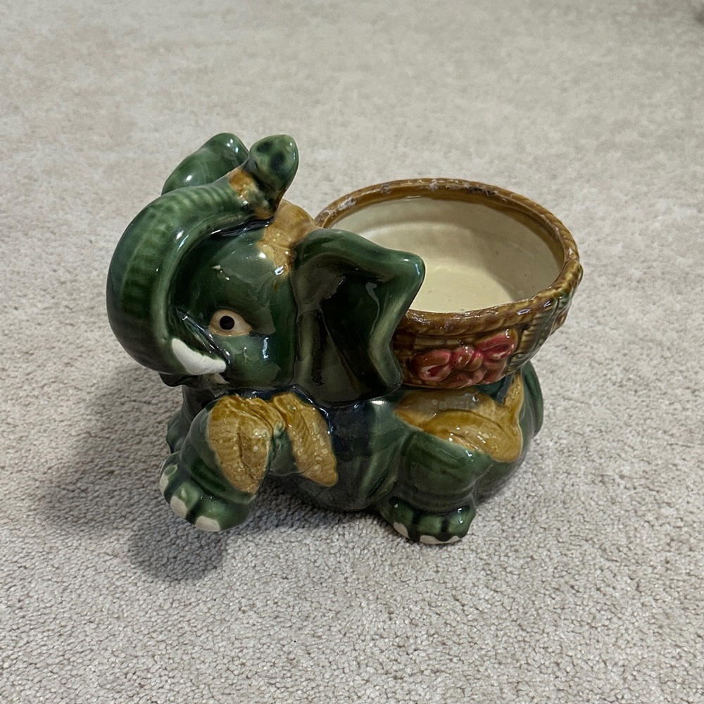 Green Elephant Ceramic Planter